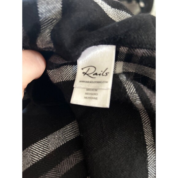 RAILS Hunter Women’s Plaid Flannel Button Up Shirt Size M White Black Grey - Picture 7 of 8